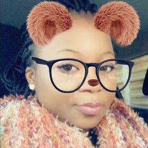 Meet your Posher, Portia